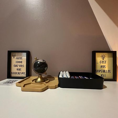La Tiny : Adorable Petit Studio /Parking Gratuit. Angouleme Luaran gambar